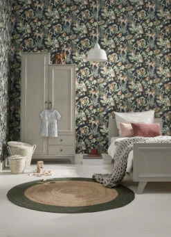 Superfresco Easy Vliesbehang Woodland Dieren Donkerblauw (dessin 108568) -Superfresco Easy 41 413